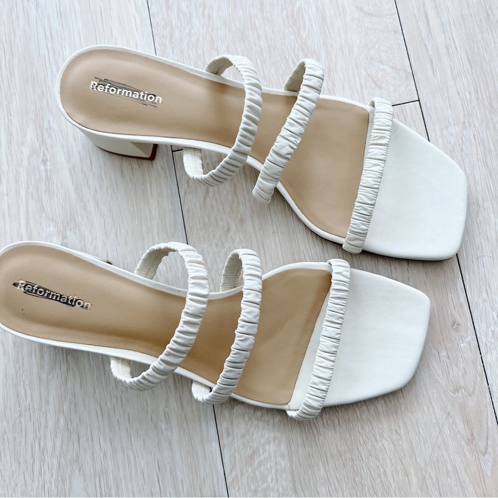 Reformation Assunta Block Heel - Picture 4 of 7